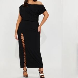 Elegant Black Maxi Dress W/ Lace Up Slit